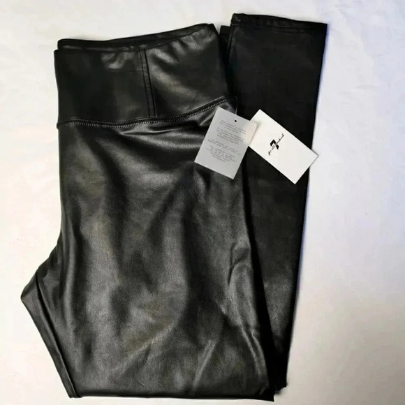 7 For All Mankind | 1XL Black Faux Leather Leggings - Picture 3 of 12